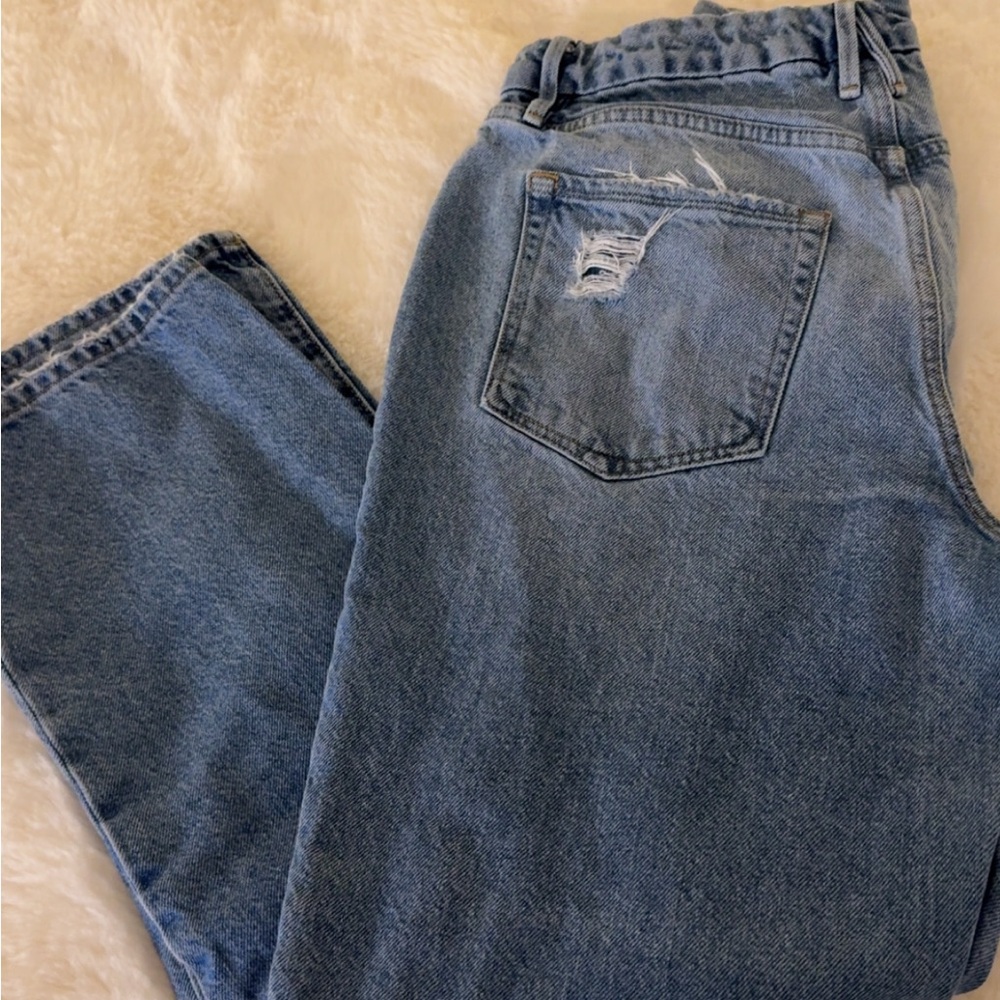 Good American Classic Blue Straight Leg Jeans - Picture 4 of 4